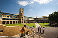 Unsw quadrangle building 2010-05-11.jpg